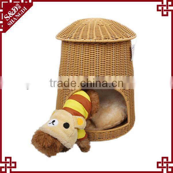 PE rattan Handmade durable waterproof dog cage pet house
