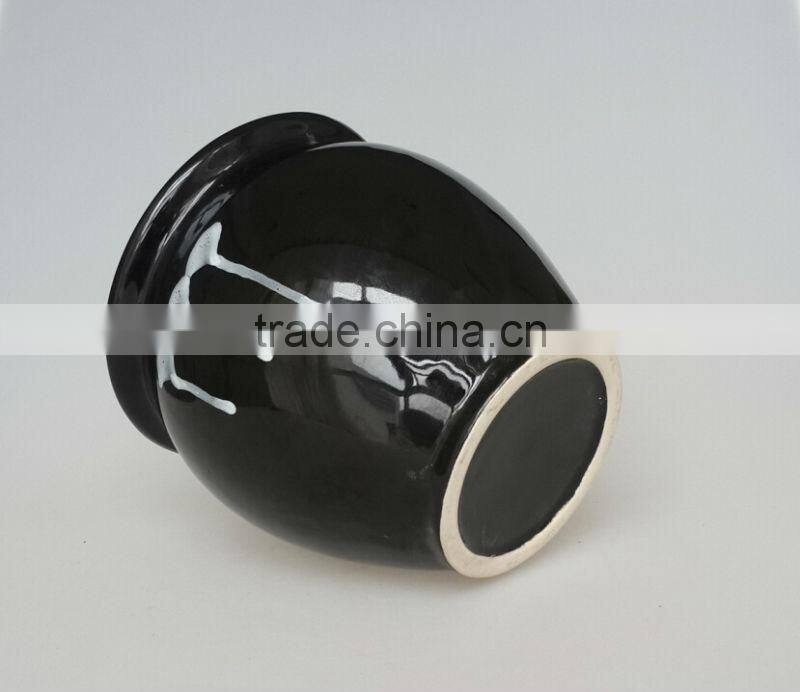 70oz Ceramic black hand painted korean kimchi pot