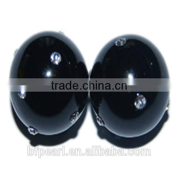 South Sea Black Shell Pearl Beads with 8pcs of 2mm Facet Crystals Wholesale