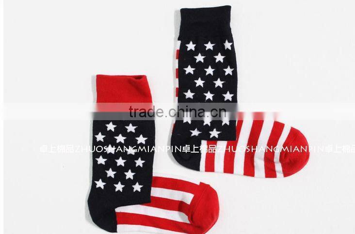 Wholesale stripe USA flag custom socks manufacturer