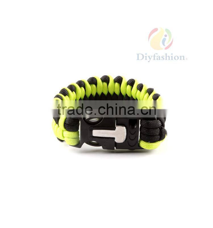 Fashion Best paracord bracelet with paracord charm metal buckle PC6012-8