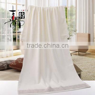 Wholesale cotton embroidered hotel beach/bath towel accepted customized LOGO