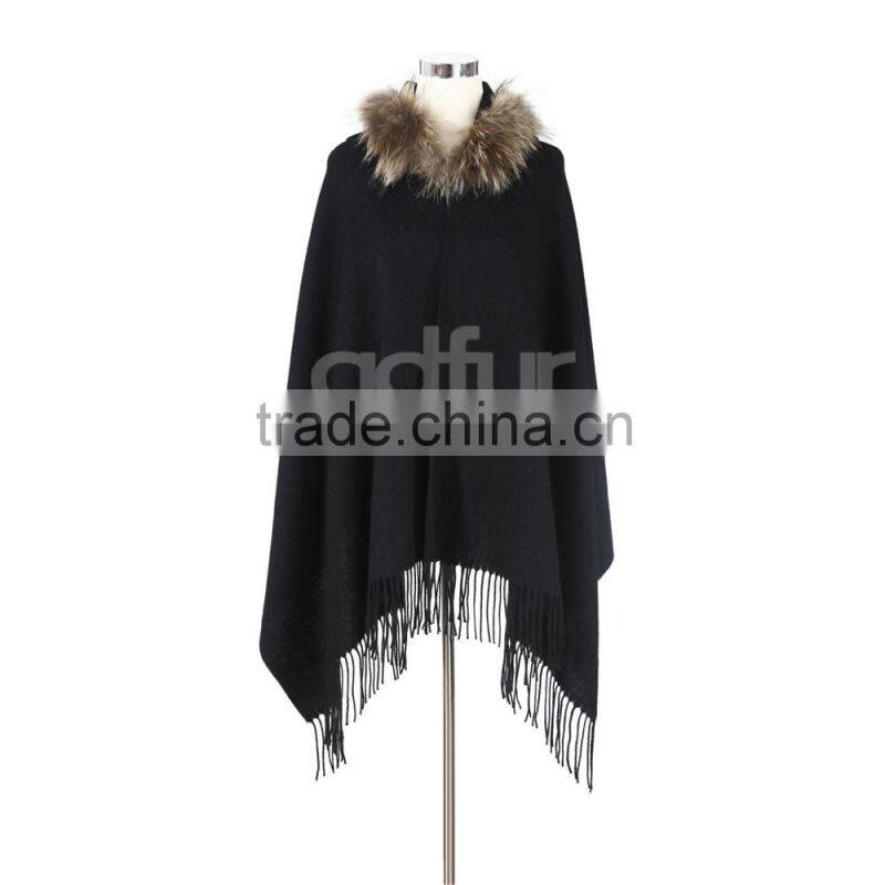 QD30362 New Design Women Shawl with Raccoon Dog Trim Hoody