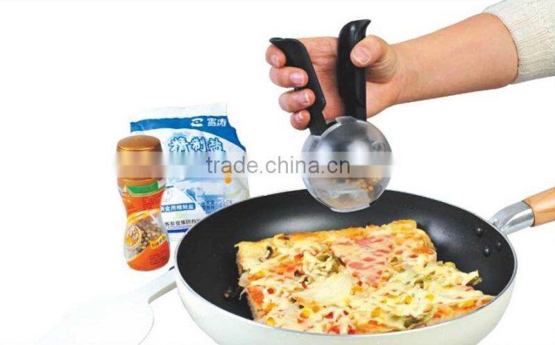 ABS+PC+Zinc allooy 15.5*9*8 Cooking tools pepper grinding machine/cute pepper mill/Rabbit ear papper mill