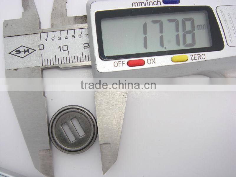 18mm zinc alloy factory fashion coat 2 holes button