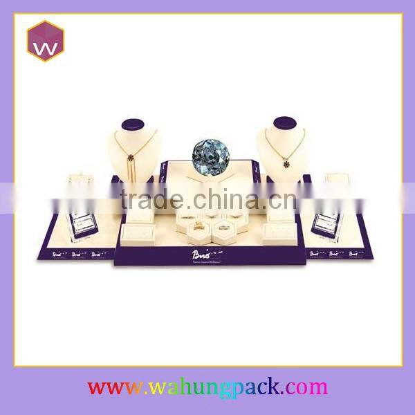 Unique design semi-circle baseboard jewelry display