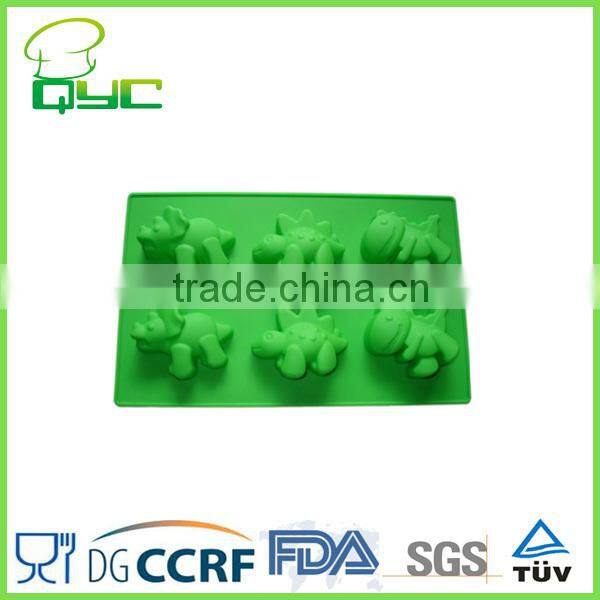 Non-stick Christmas Apple Shaped Silicone Cake Mold