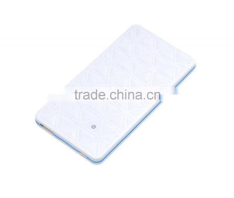 deji portable power bank kingleen portable power bank charger 3000mah Christmas Gift Power Bank Built in Micro USB Cable