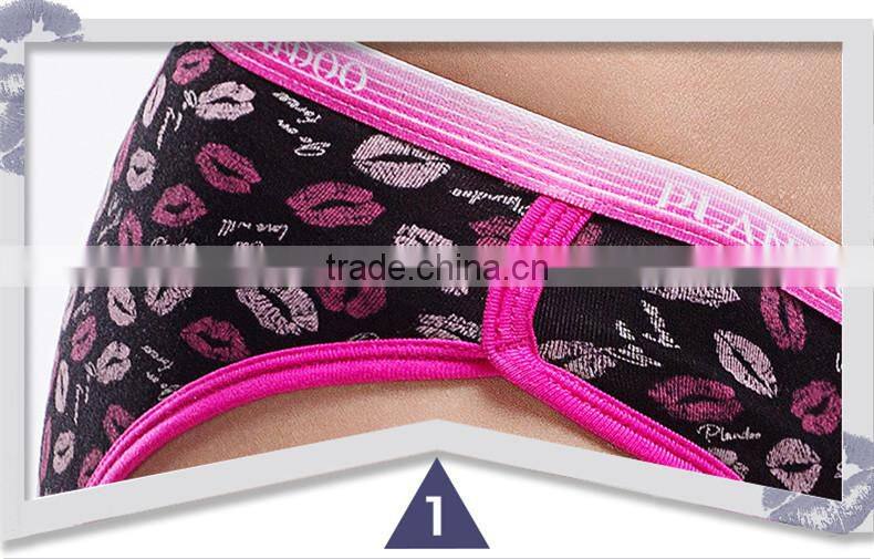 mens underwear boxers and ladys underwear briefs