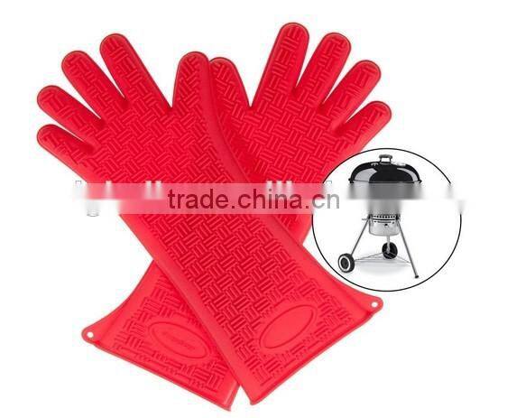Kitchen Haven Silicone Oven Mitts and Heat Resistant Cooking Gloves, Red Pair of Cute Oven Gloves
