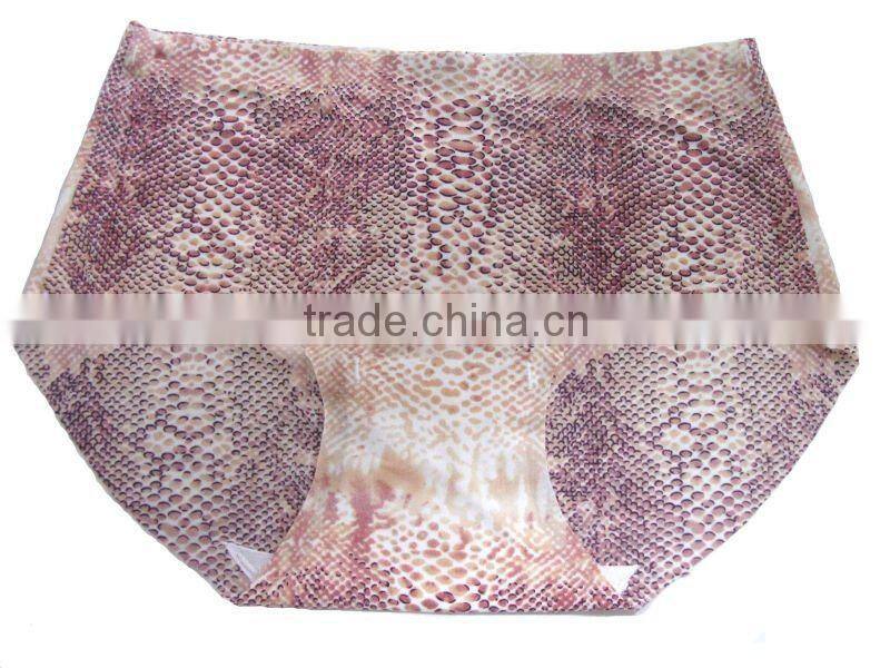 Seamless Short