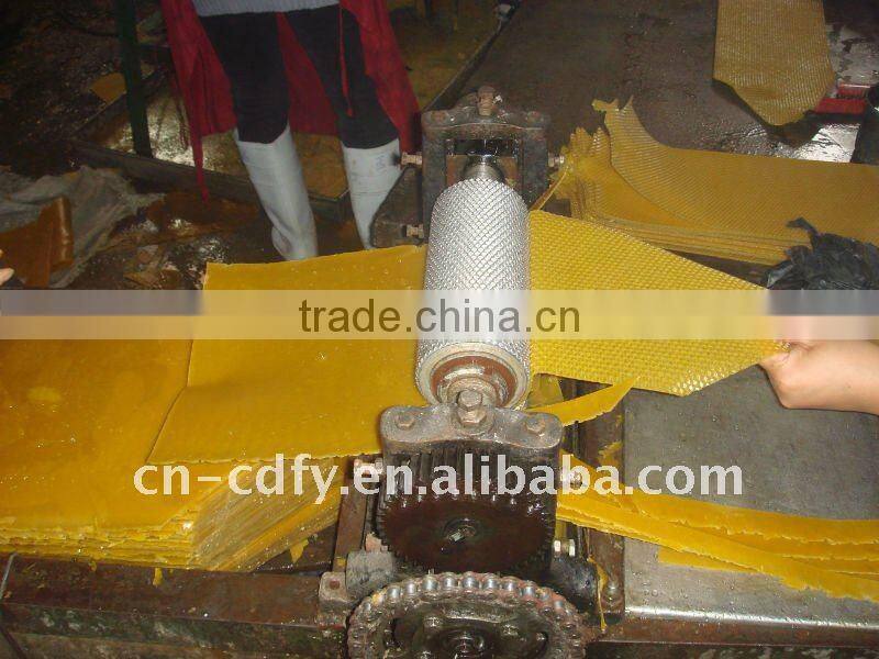 Pure natural beeswax foundation sheet