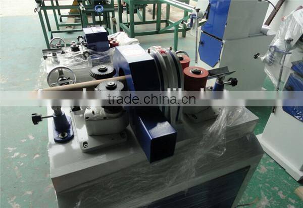 2016 hot sale broom handle machine/wood round stick machine/machine for making round rod