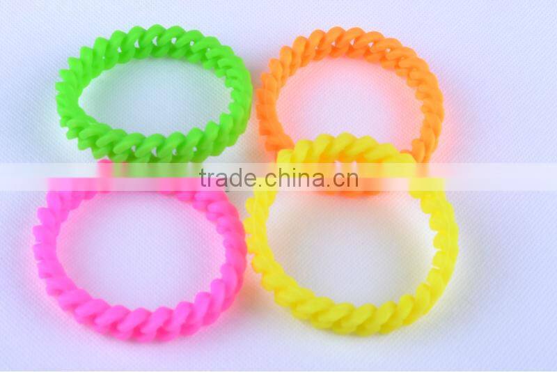 Newest hallow out chunky colorful silicone chain bracelet