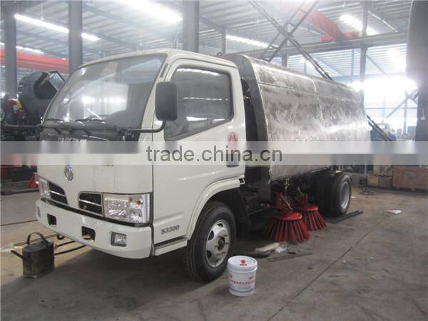 factory dongfeng 4x2 small street sweeping truck for sale