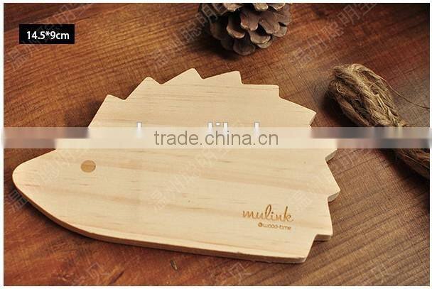 High quality wooden cup mat with cute design