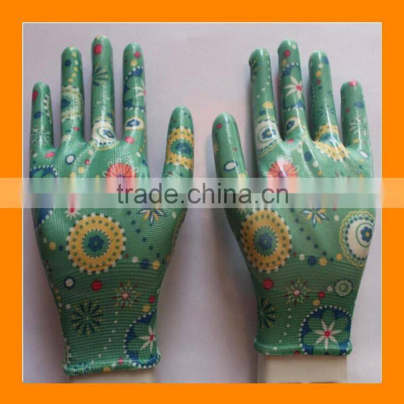Women's Nitrile Garden Work Gloves Assorted Colors Flat Nitrile Coated Garden Glove