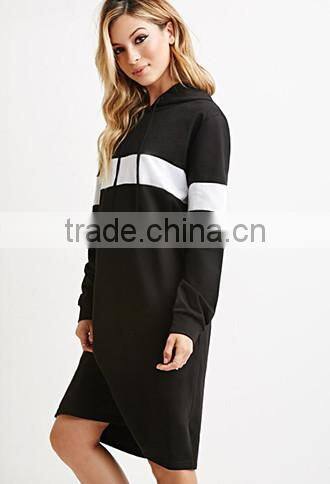 Contrast color stripe hooded long-sleeved dress