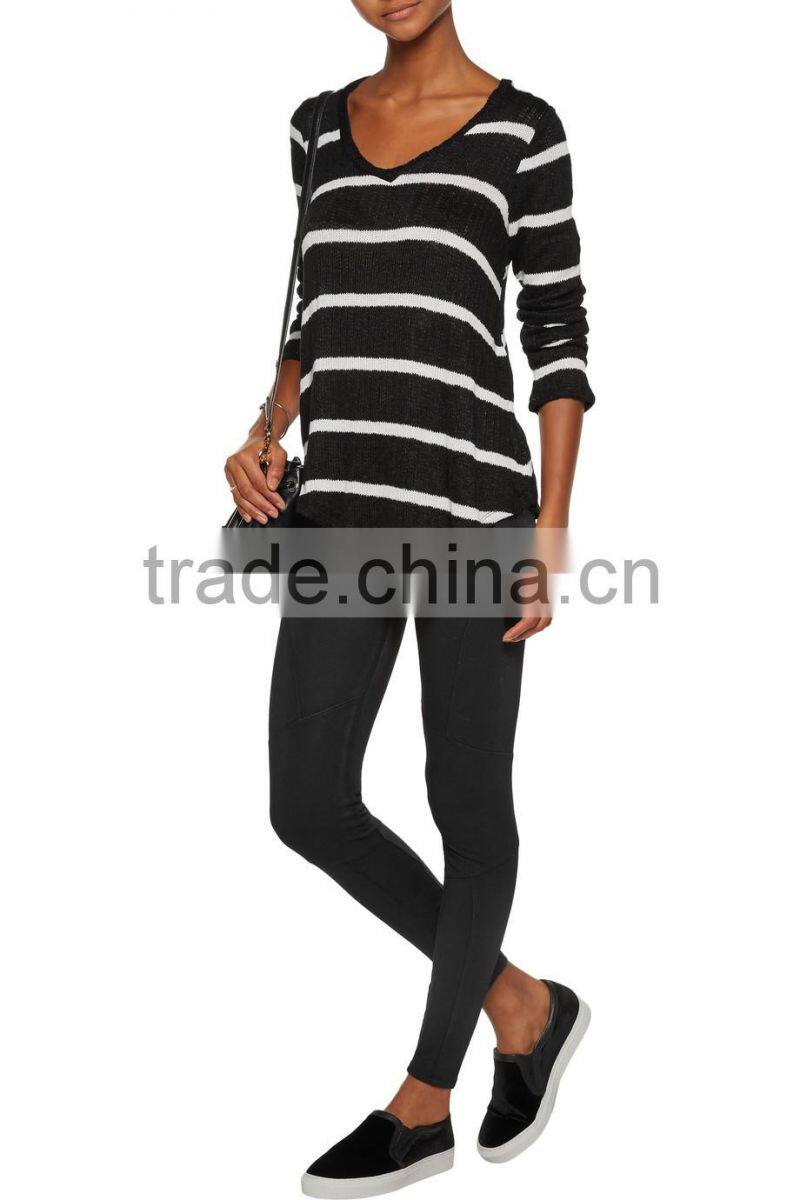 Fashionable V-neck White and Black Strips Pattern Knitwear with Asymmetric Hem and Ribbed Trim