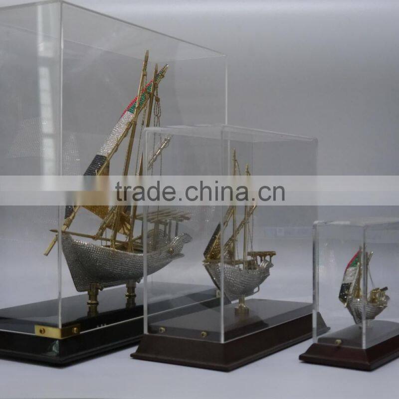 Noble Customized Made metal Arab flag Diamond ship model and dhow For National Day gift