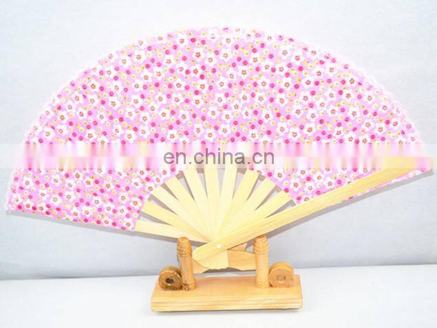 plastic hand fan wholesale on china market