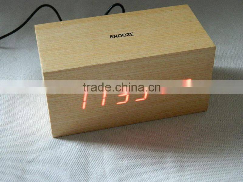 WV0921T Voice Control Touch Switch Clock For Automatic Weather Station