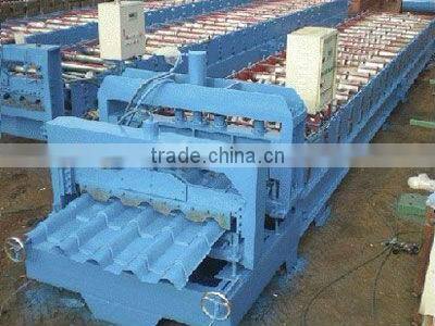 2013 Hot Sale Automatic 0.4-0.8mm Glazed Tile Roll Forming Machine LS-840-24