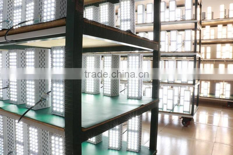 High Quality Design Patented Anti-glare Lens High lumen Indoor Lighting 30w LED Track Light LED Shop Store Light