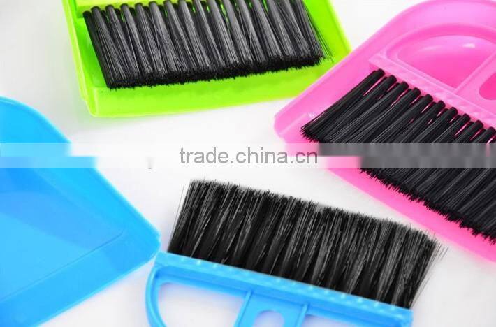 modle3880 R shape mini desktop cleaning brush,computer keyboard brush broom and dustpan clean brush kit