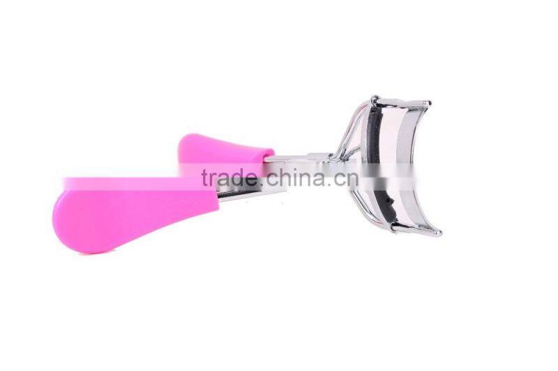 2016 hot sale coloful plastic handle covered metal eyelash curler