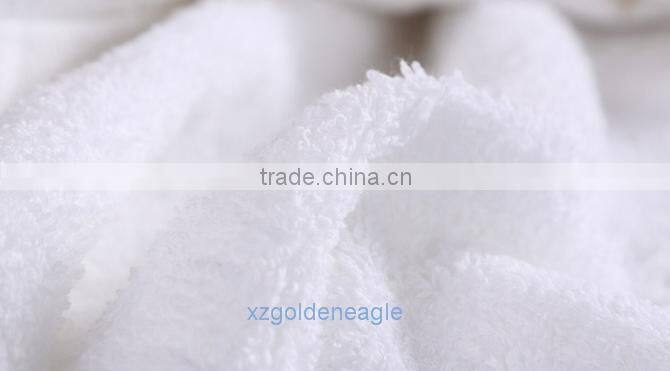 White Color of Cotton Bath Towel