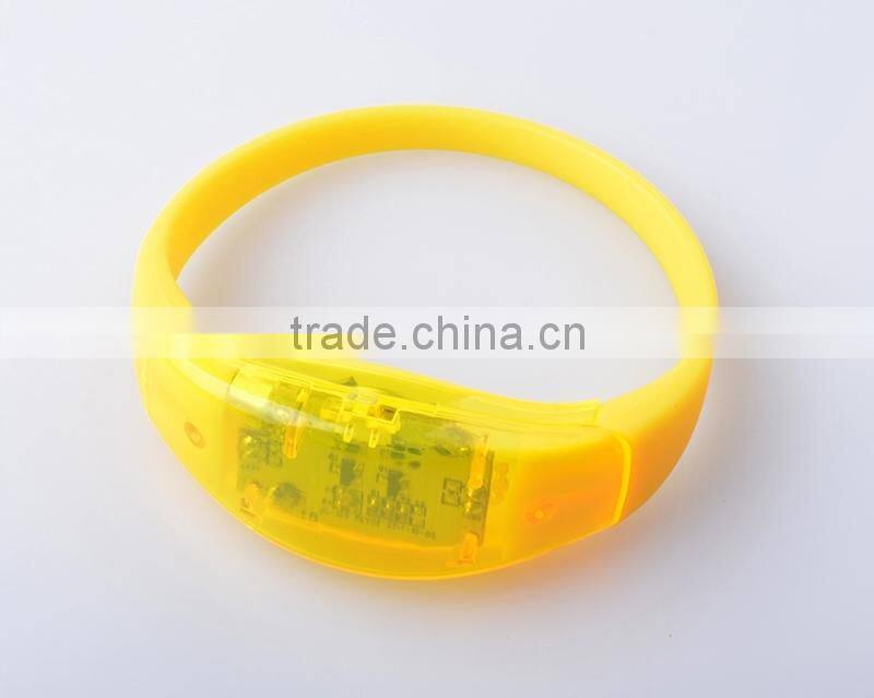 Voice Activated Noise Flashing Bracelet,silicon led bracelet