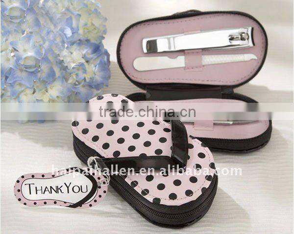 Pink Polka Purse Manicure Set for wedding gifts