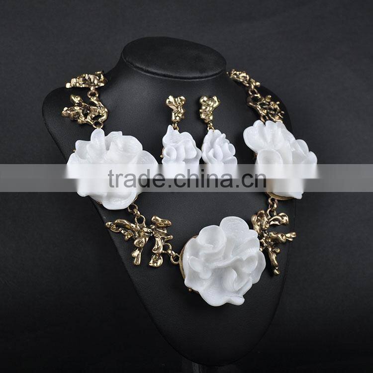 Hot resin necklace earring flower jewelry set