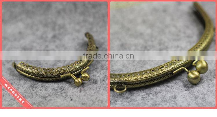 diy handmade fortune cookie coin purse with kiss locks