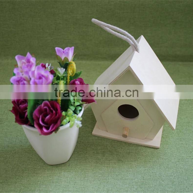 Cheap small wooden bird houses Arts and crafts bird house wicker bird houses with paulownia