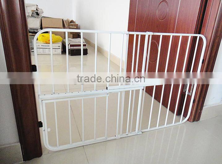 RH-4650 Carlson expandable metal child and pet safety gate with doors dog gate