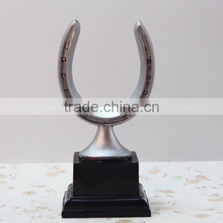 Custom resin silver horseshoe U shape trophy