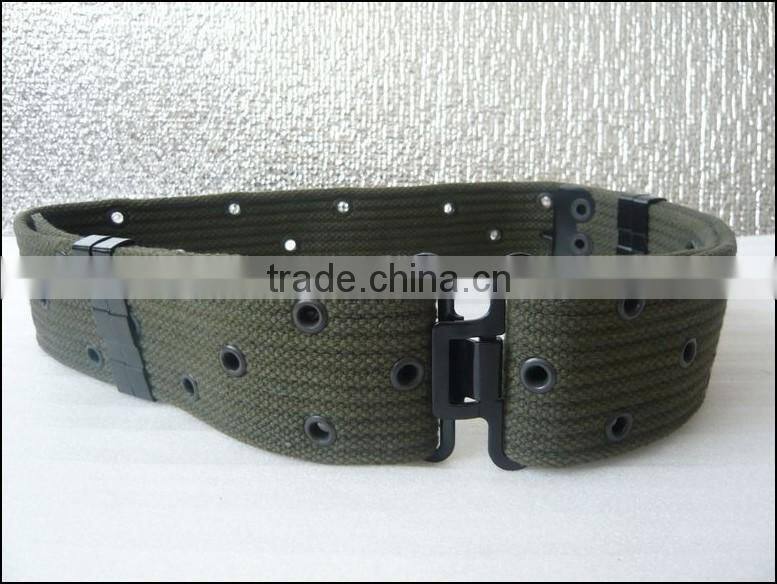 Military belt with metal bunkle