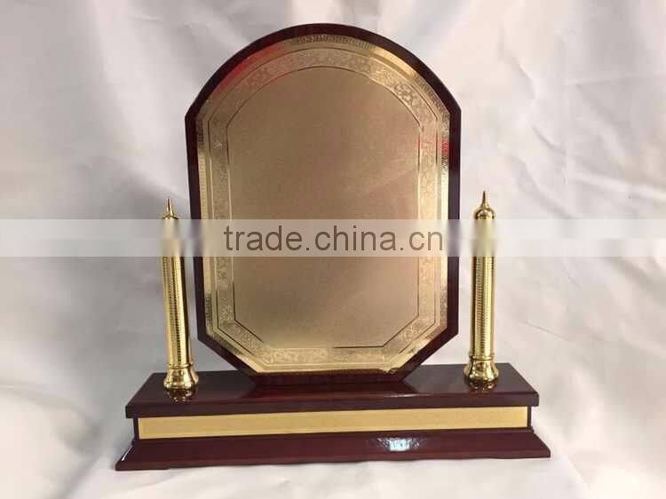 Hot Sale United Arab Emirates National Celebrative GOLDEN Wooden Shields