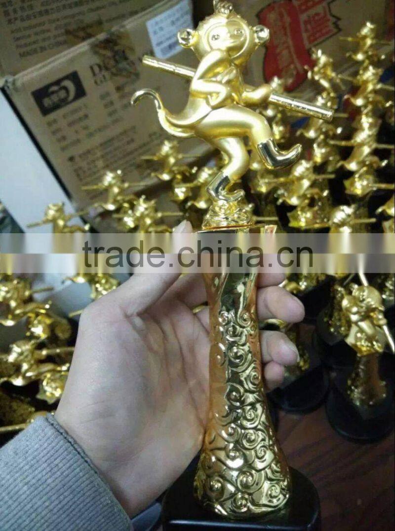 NEW Style High Quality Beautiful Gold plated Monkey With Crystal Base For business gift