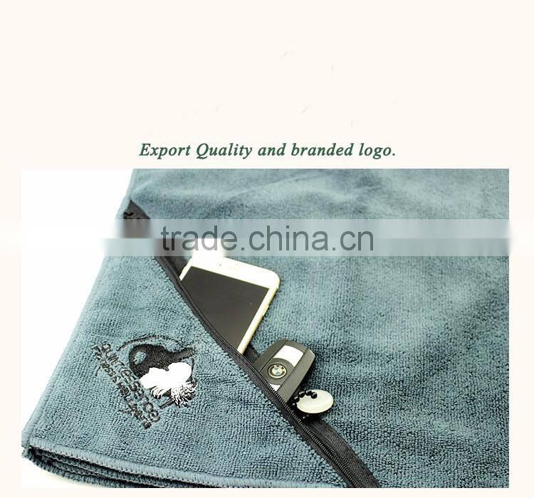 Gym towel with zipper pocket bamboo fabric