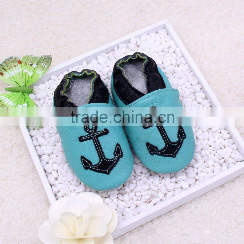 Wholesale hot new products for 2015 soft sole genuine leather baby shoes with different colors moccasin baby shoes