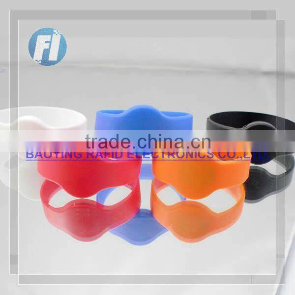 NFC bluetooth electronic tag metal crafts