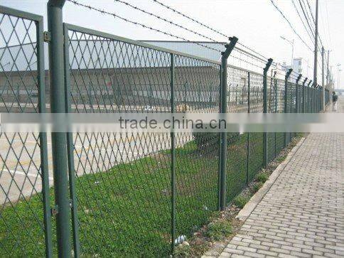 green wire mesh fence(Youjie)