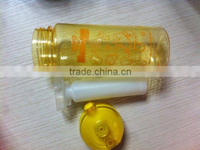 2014 wholesale 400ml BPA free kids'water bottle with ice tube