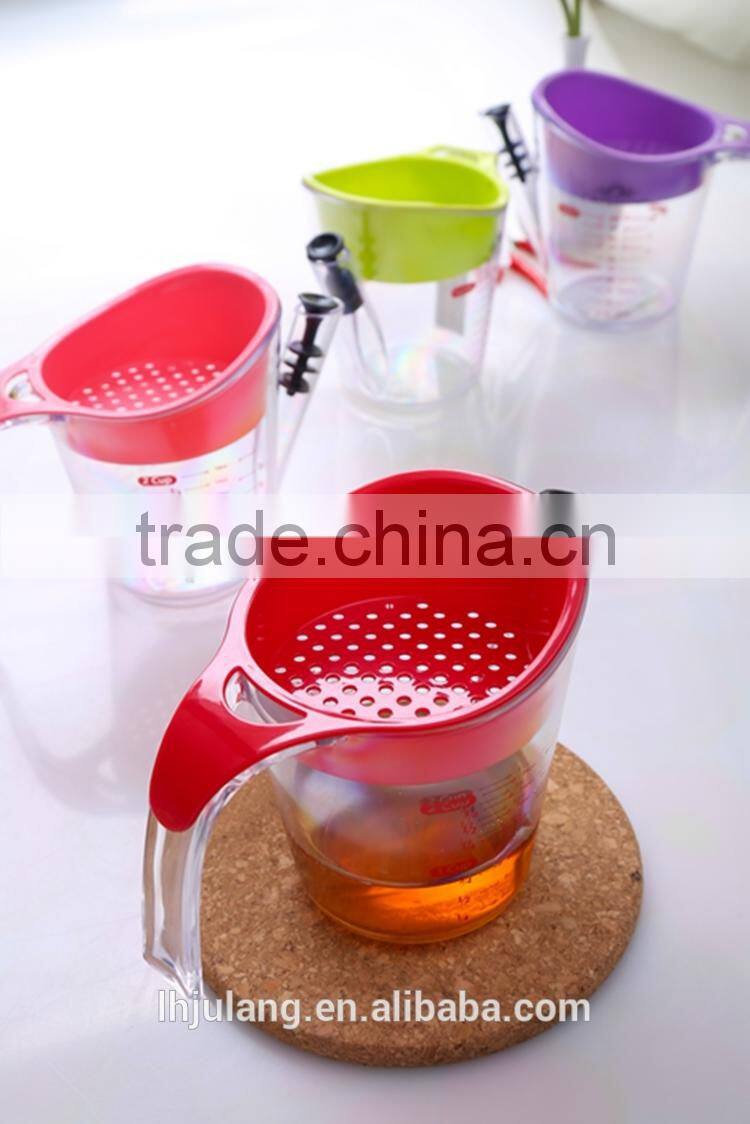 BPA-Free Gravy Fat separator ,strainer with measuring line/Fat Separator