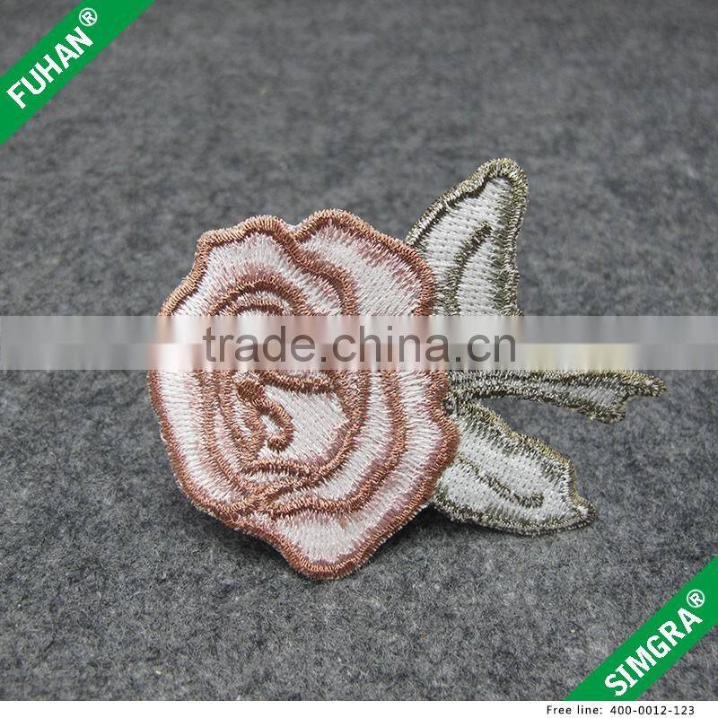 Iron-on DIY Embroidery patches in Flower Shape for Clothing