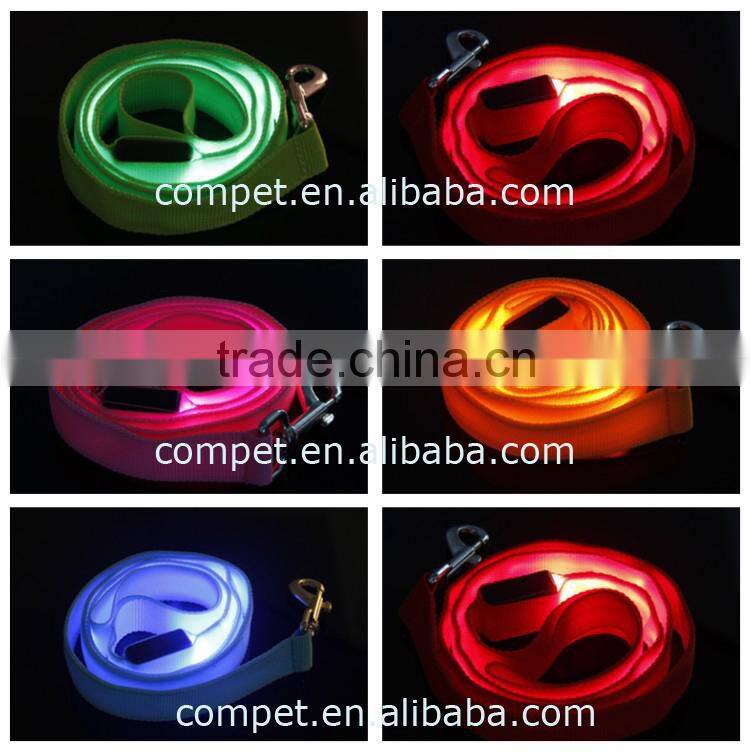 Pet Products LED Dog Leashes Lustrous Pet Hauling Ropes for Dogs