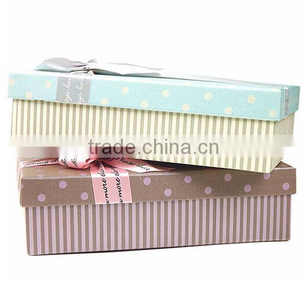 Luxury Paper With Ribbon Wedding Gift Box
